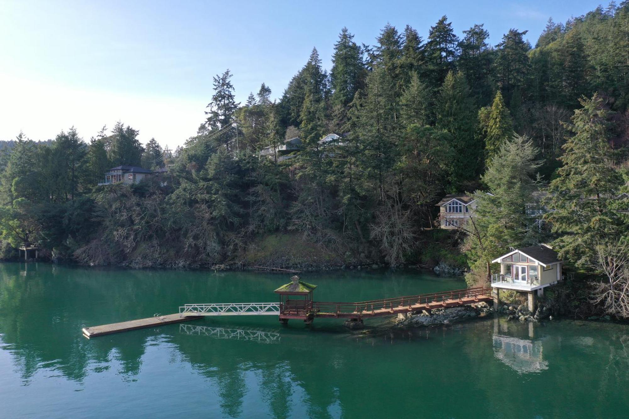 Boathouse Hotel Duncan Exterior photo